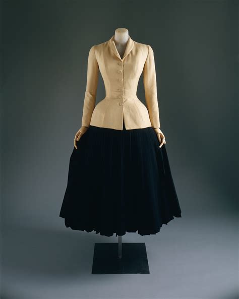 christian dior first collection|new look 1947 Christian Dior.